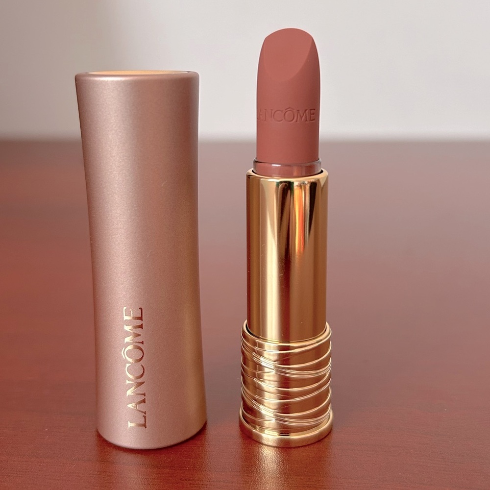Lancôme  L'Absolu Rouge lipstick *210 unspoken feelings
